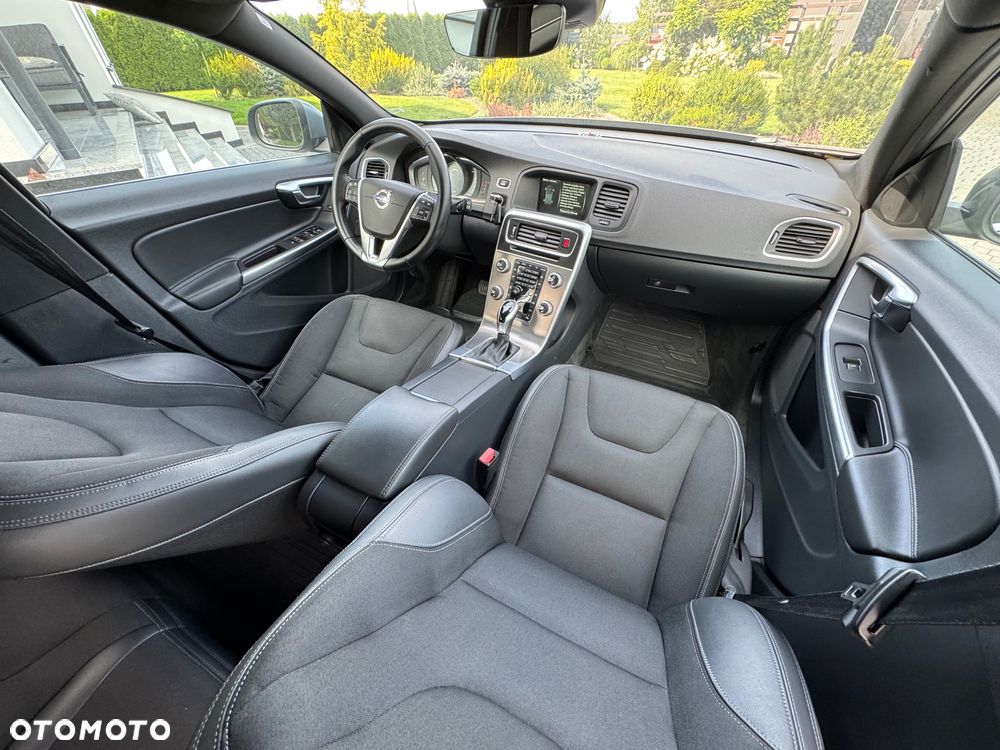Volvo V60 D4 Drive-E Summum - 14