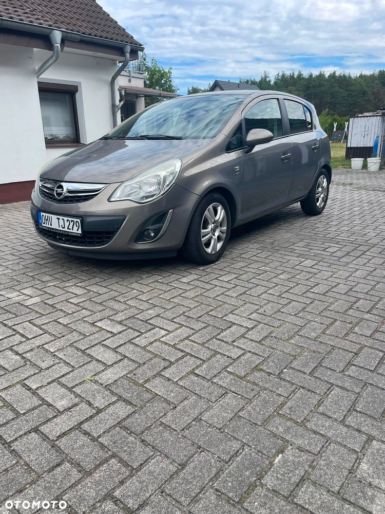 Opel Corsa 1.4 16V Cosmo