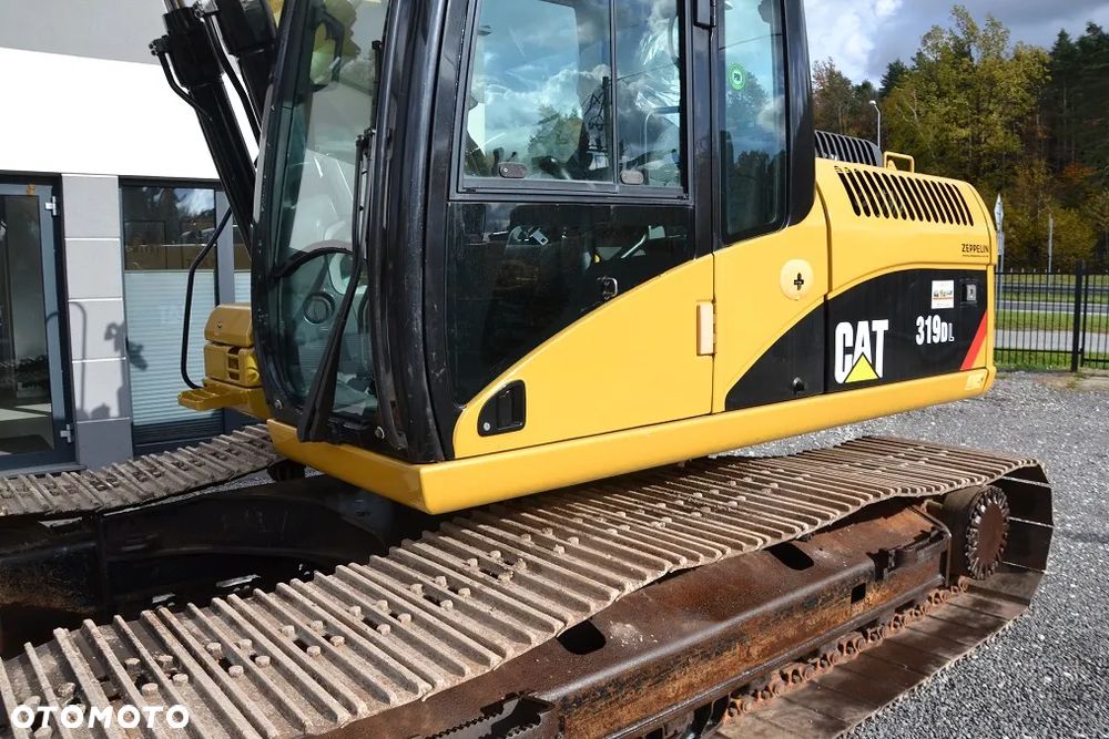 Caterpillar CAT 319 DL - 17