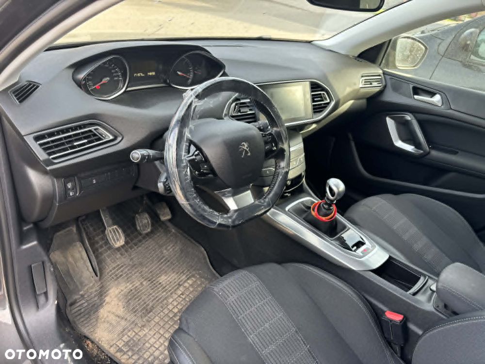 Peugeot 308 1.5 BlueHDi Active S&S - 6