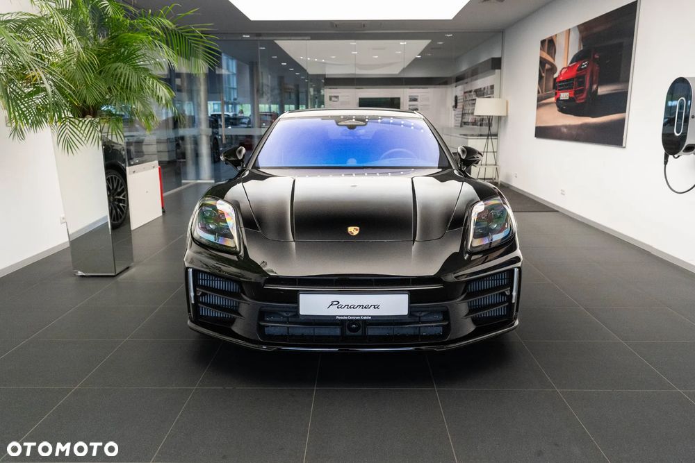 Porsche Panamera 4 E-Hybrid PHEV - 4