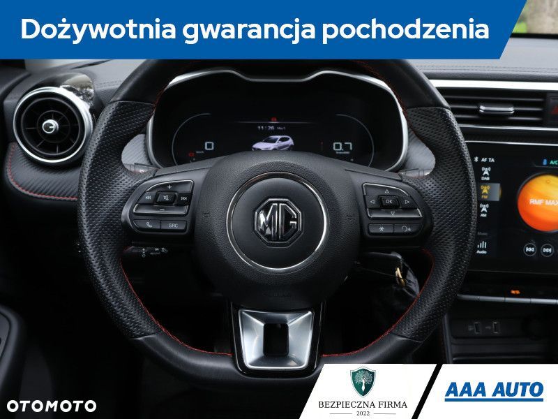 MG ZS - 21