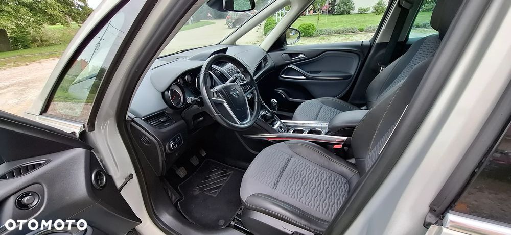 Opel Zafira 2.0 CDTI Cosmo - 14