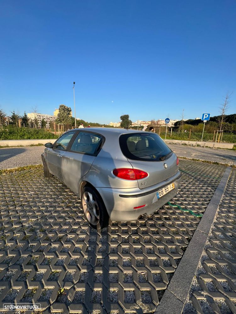 Alfa Romeo 147 1.6 TS - 5