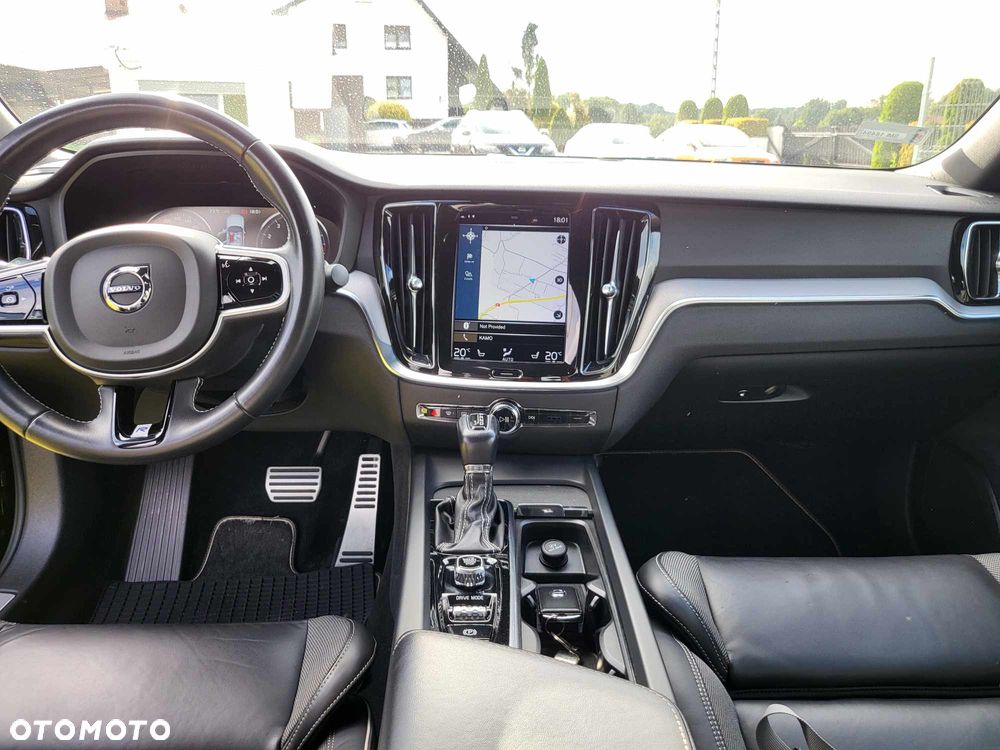 Volvo S60 T5 R-Design - 7