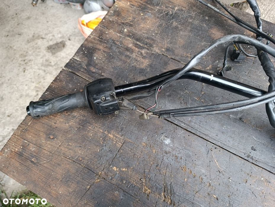 Kierownica Yamaha FZ6 04 - 09 r klamka przełączniki sprzęgło części G2 - 7