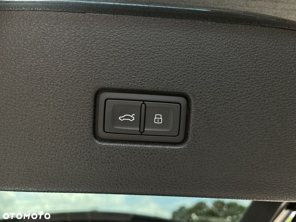 Audi Q8 - 17