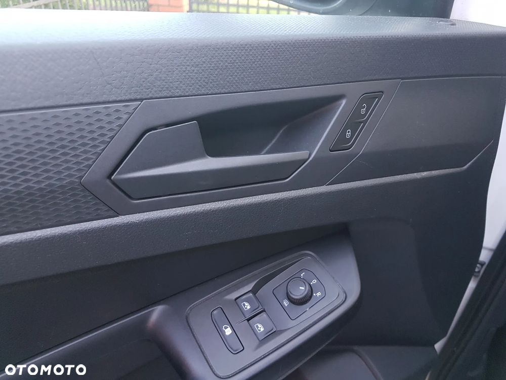 Volkswagen Caddy - 9