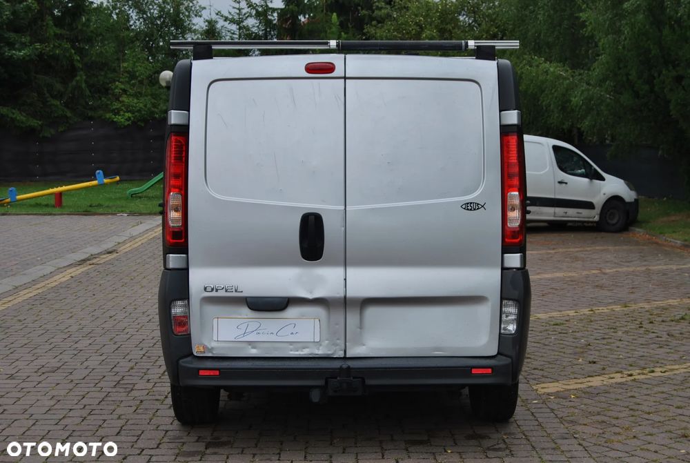 Opel Vivaro - 13
