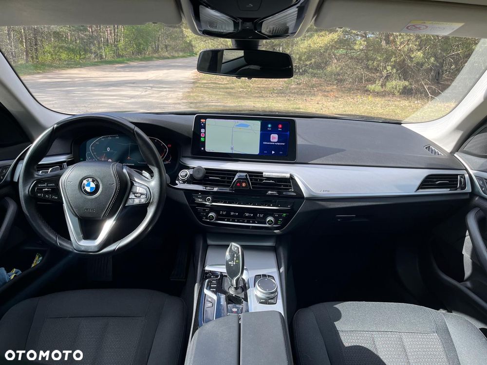 BMW Seria 5 520d Luxury Line sport - 31