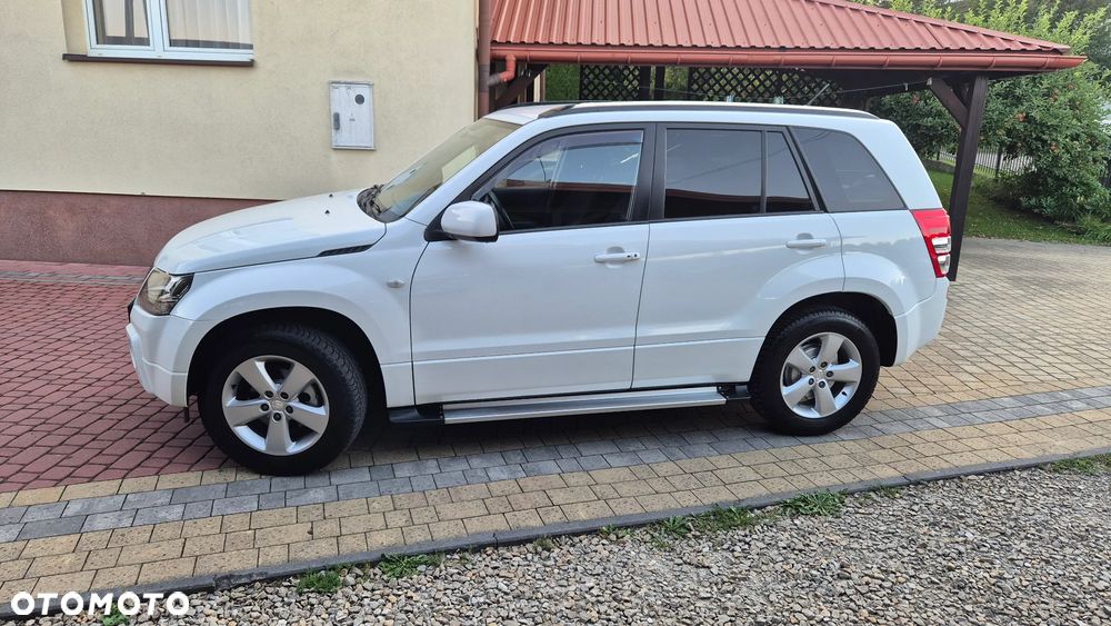 Suzuki Grand Vitara 2.0 Comfort - 10