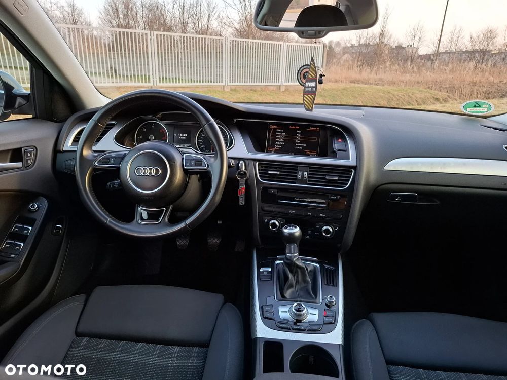 Audi A4 Limousine 2.0 TDI DPF Ambition - 32
