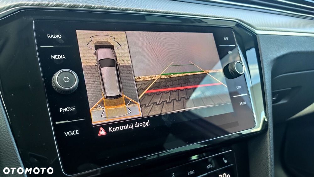 Volkswagen Passat Variant 2.0 TDI 4Mot Elegance DSG - 20