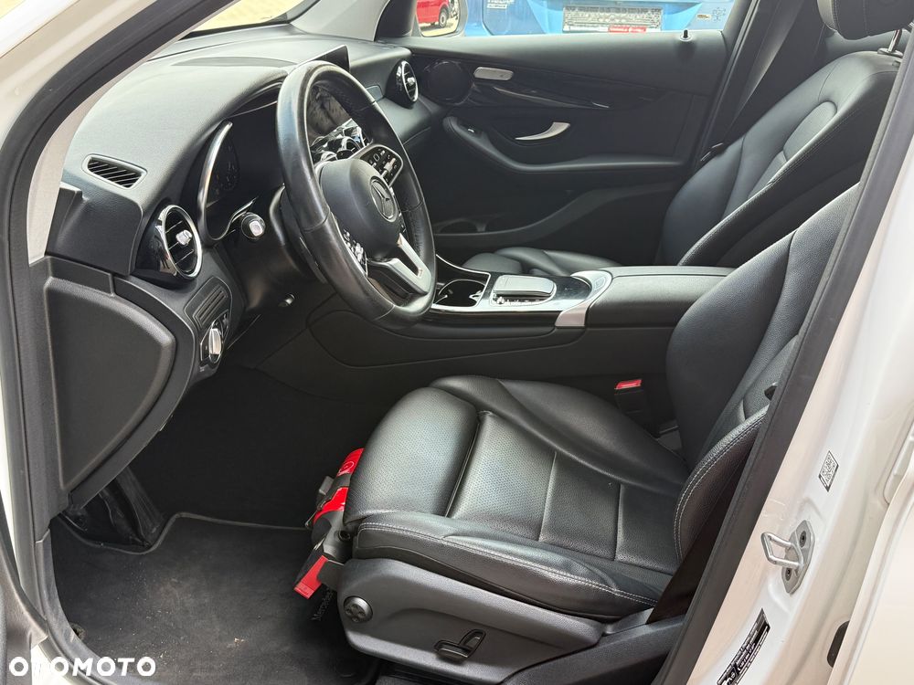 Mercedes-Benz GLC 200 d 4-Matic Business Edition - 21