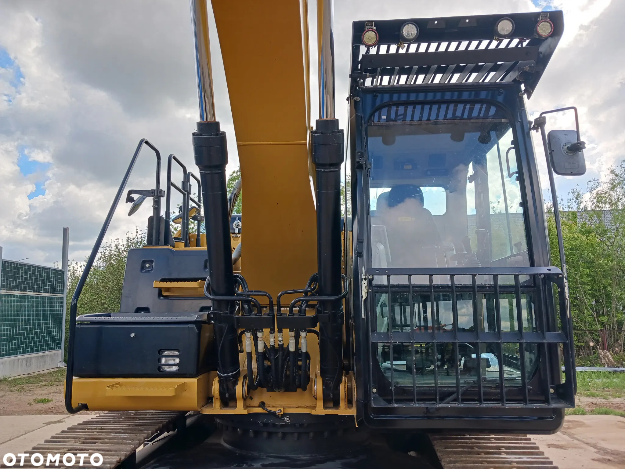 Caterpillar 323 EL- 324-320 - 14