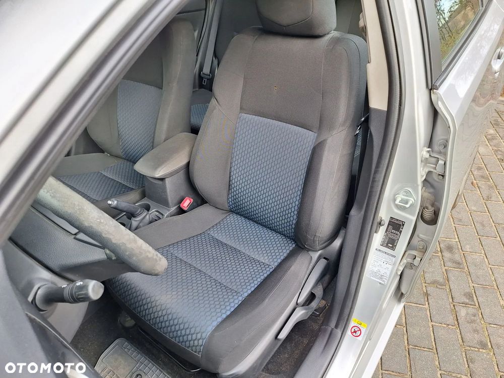 Toyota Auris 1.4 D-4D Comfort - 11