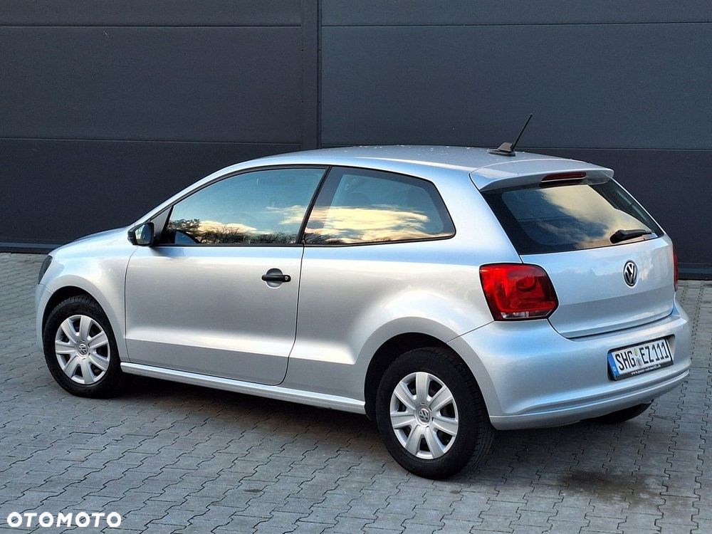 Volkswagen Polo - 2