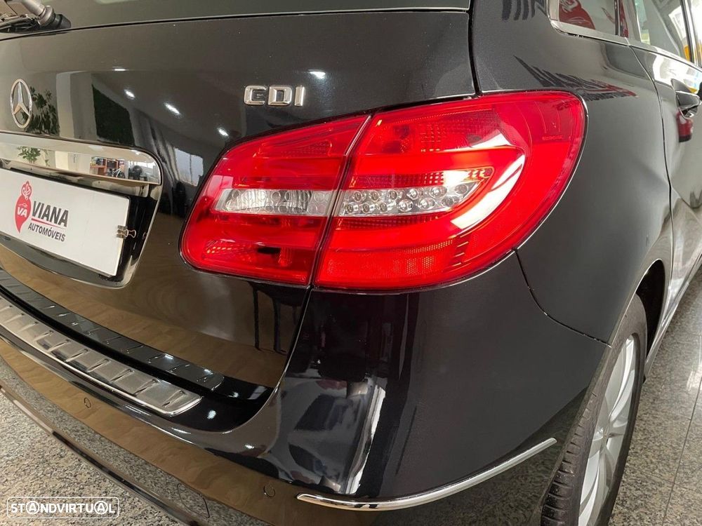 Mercedes-Benz B 180 CDI BlueEFFICIENCY Edition - 10