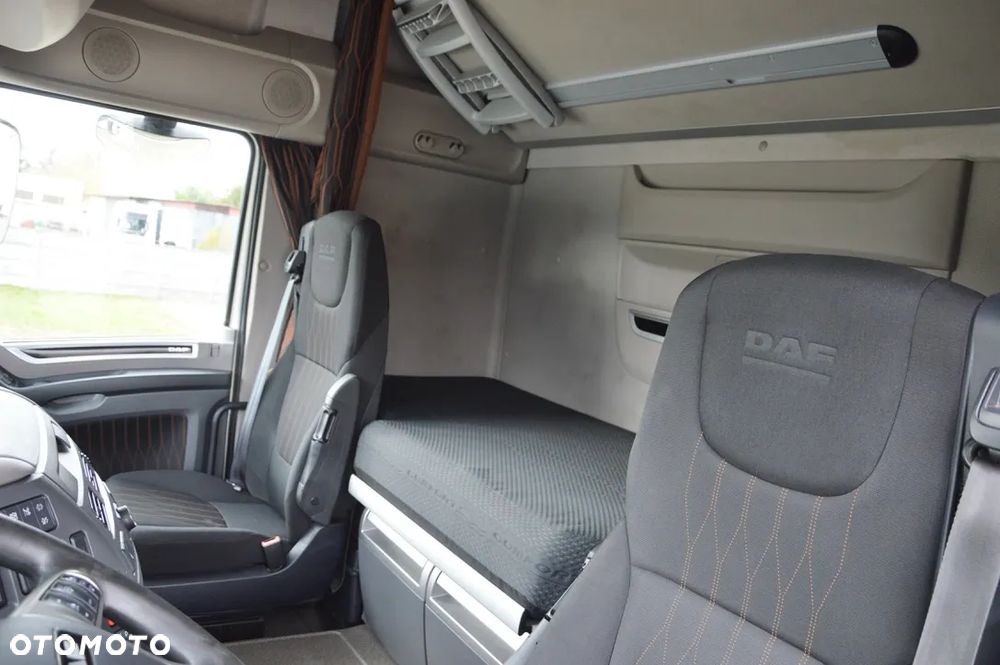 DAF XF 480 ZF INTARDER / KLIMA POSTOJOWA / FULL LED / TRĄBY / KONTRAKT SERWISOWY - 34