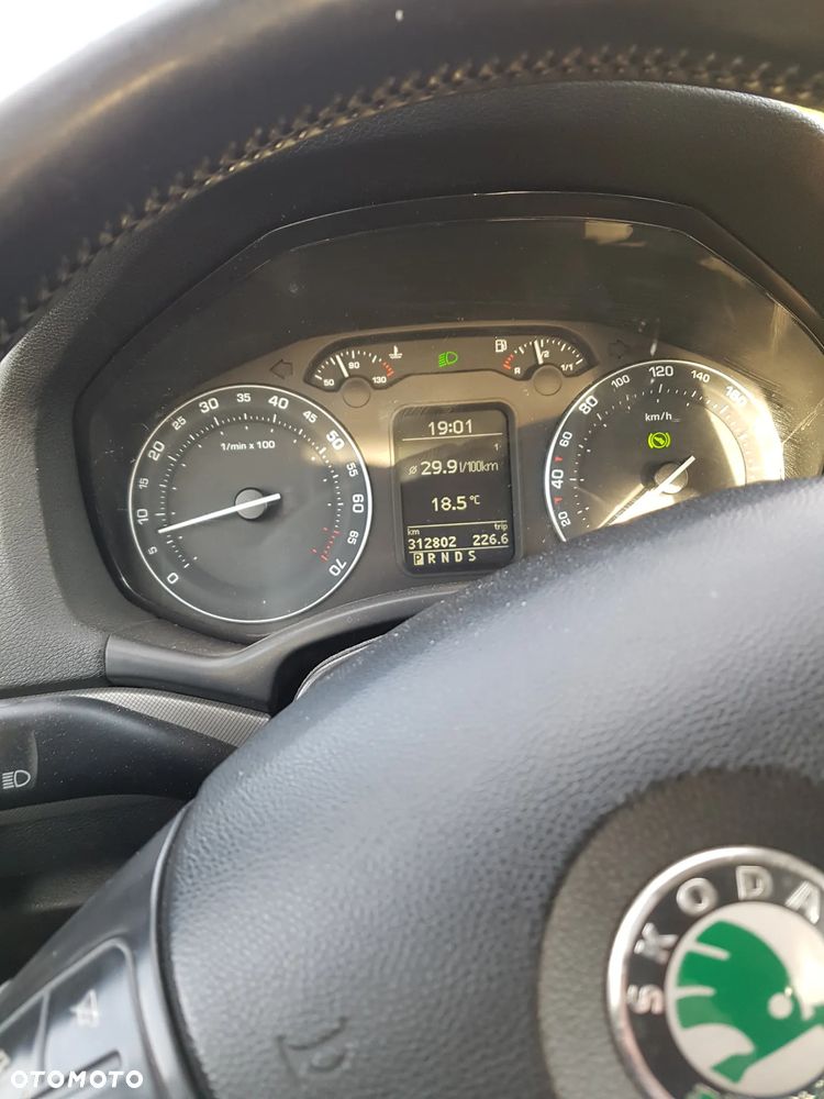 Skoda Octavia ver-2-0-fsi-automatik-elegance - 6