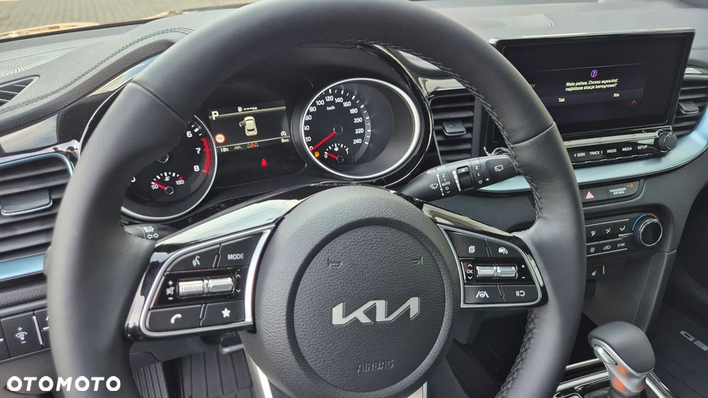 Kia XCeed 1.6 T-GDI Tribute DCT - 18