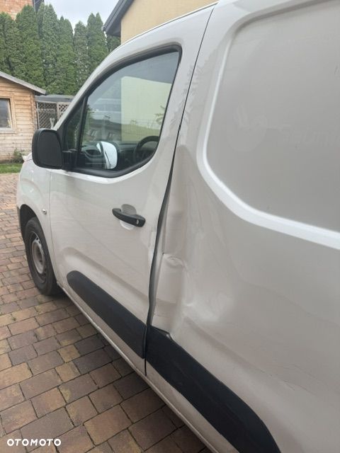 Opel OPEL COMBO E - 3