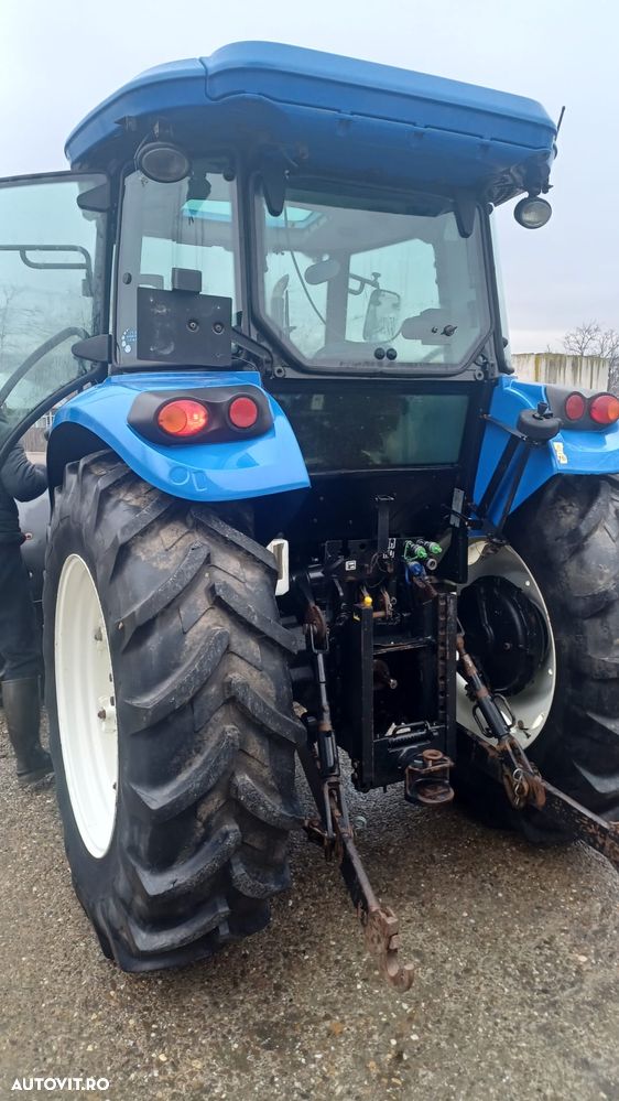 New Holland TD5.115 Tractor anul 2014 115 CP 4x4 - 11