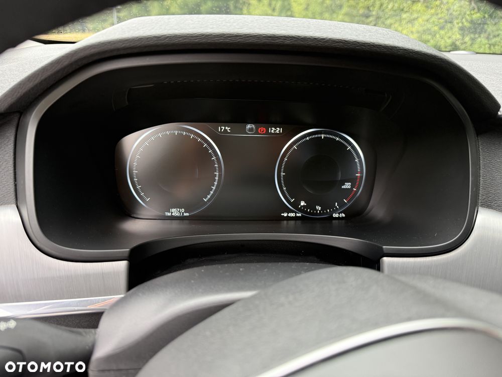Volvo V90 D4 Geartronic Momentum Pro - 12