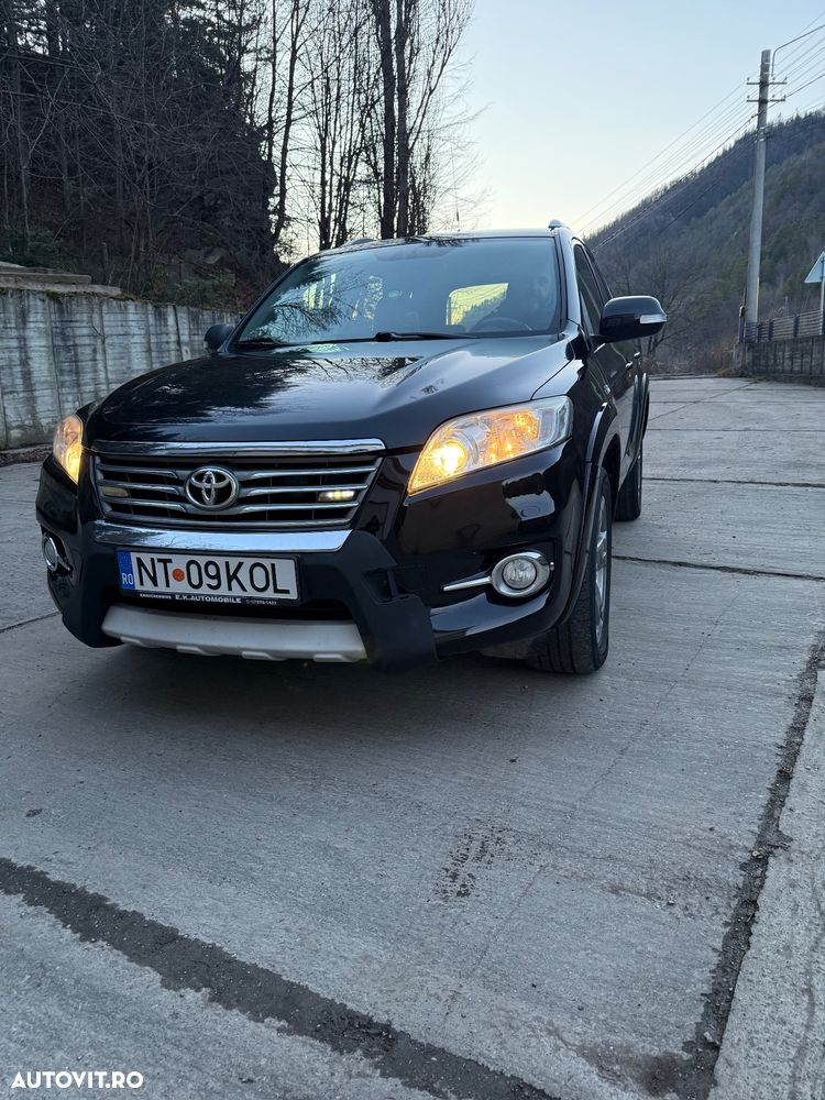 Toyota RAV4 2.2 D-CAT AWD Aut Luxury - 1