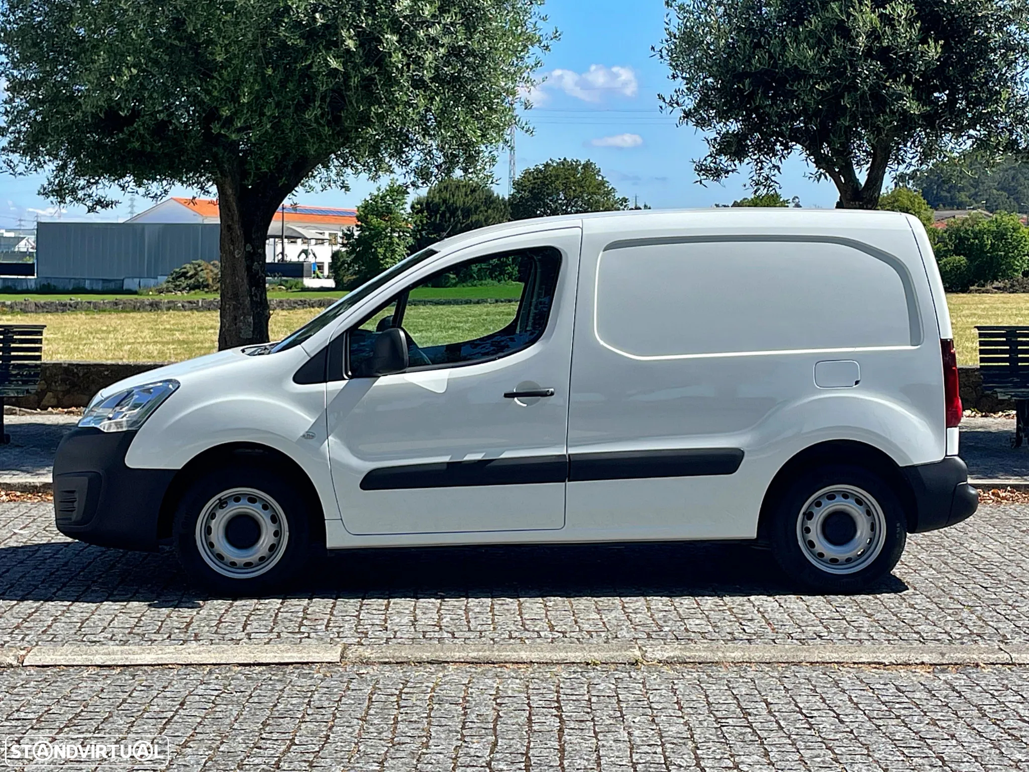 Citroën Berlingo 1.6 HDI IVA Dedutível - 9