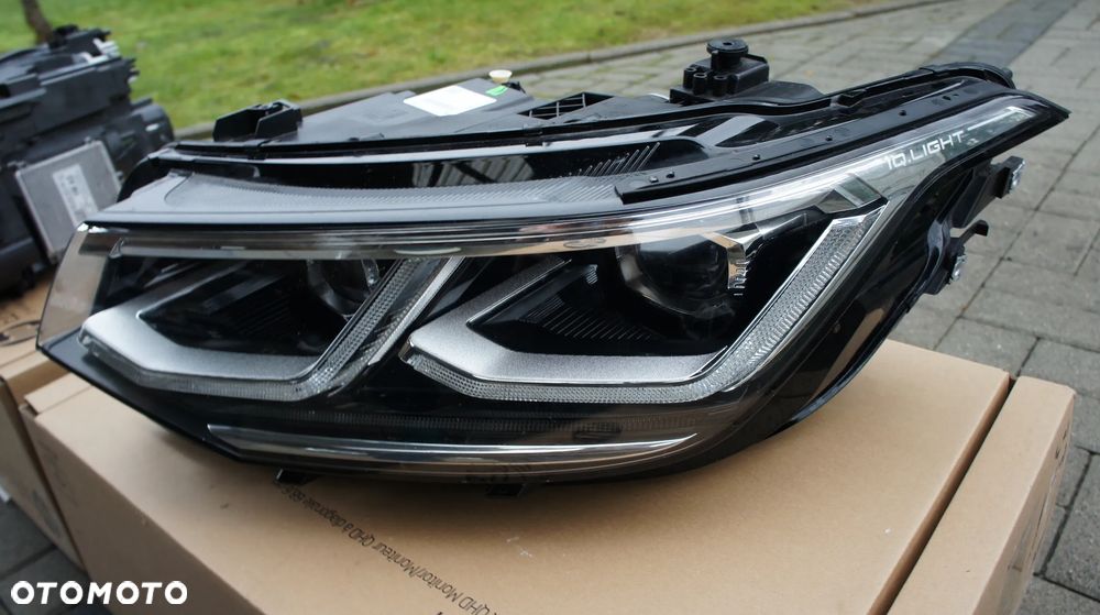 PRZEDNIA LEWA PRAWA LAMPA VW TIGUAN II ALLSPACE LIFT IQ LIGHT 5NN - 3