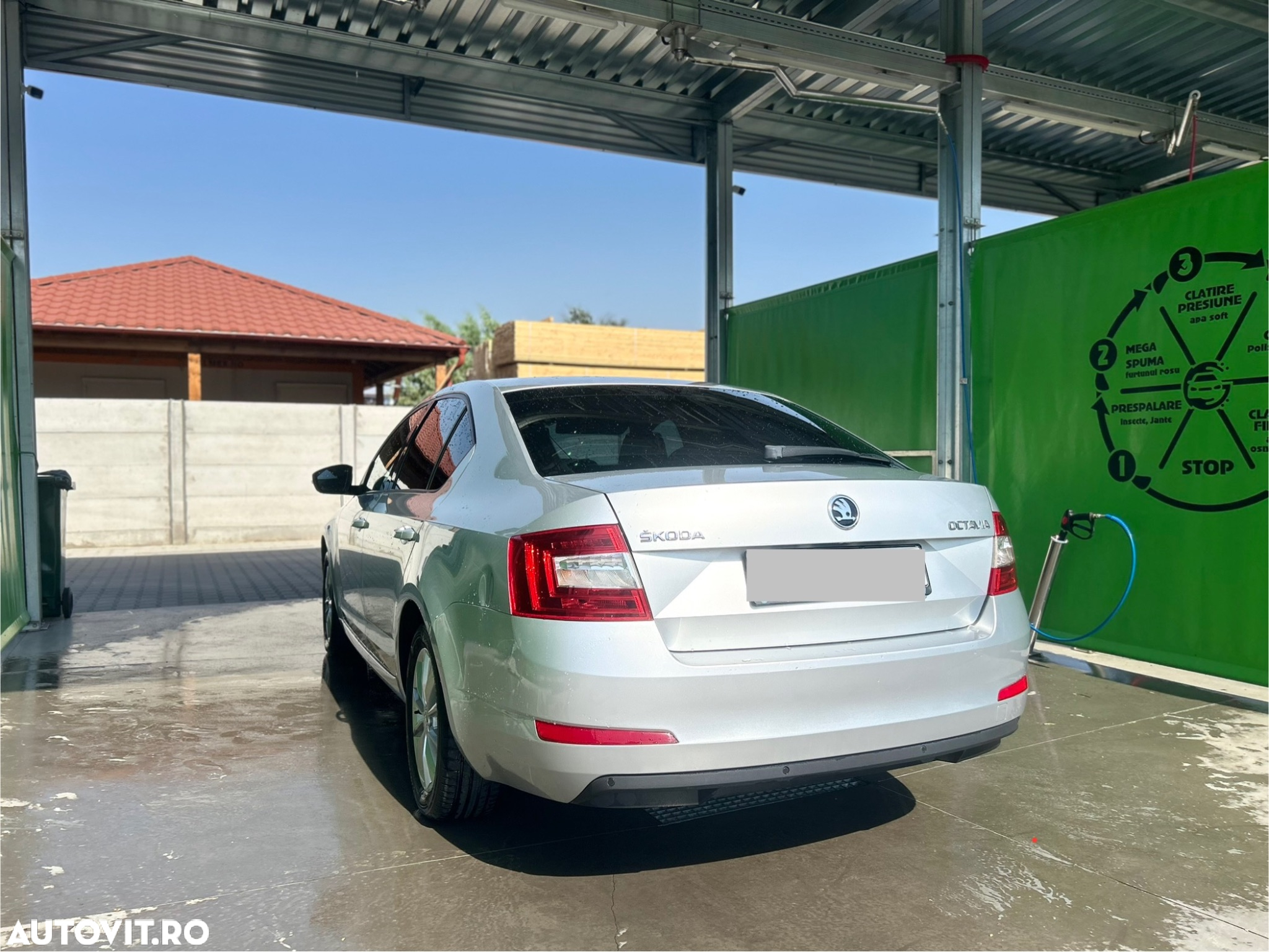 Skoda Octavia 1.6 TDI ELEGANCE - 6