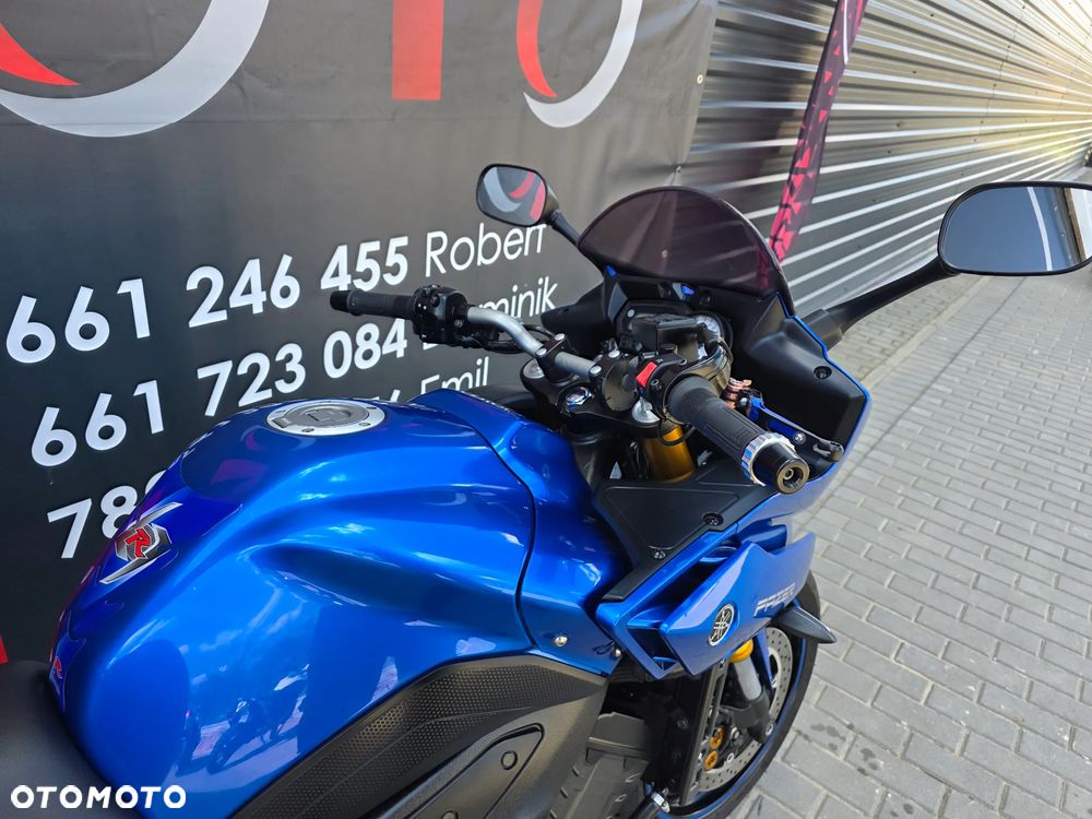Yamaha FZ8 - 11