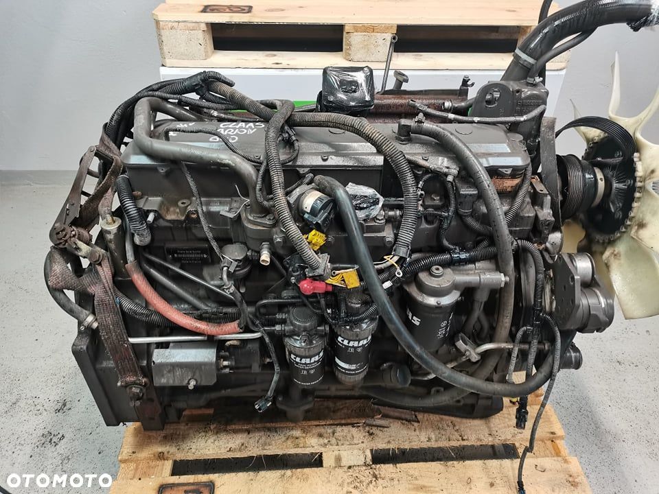Silnik John Deere {6068HRT83A} - 8