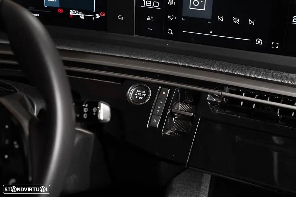 Peugeot 5008 1.2 Hybrid Allure e-DCS6 - 13