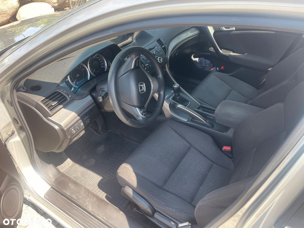 Honda Accord 2.0 Comfort - 8