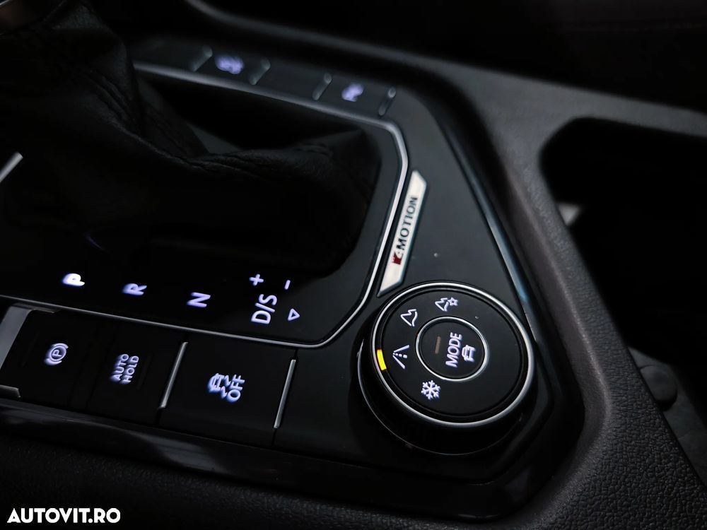 Volkswagen Tiguan 2.0 TDI SCR 4MOTION (BlueMotion Techn.) DSG Highline - 23