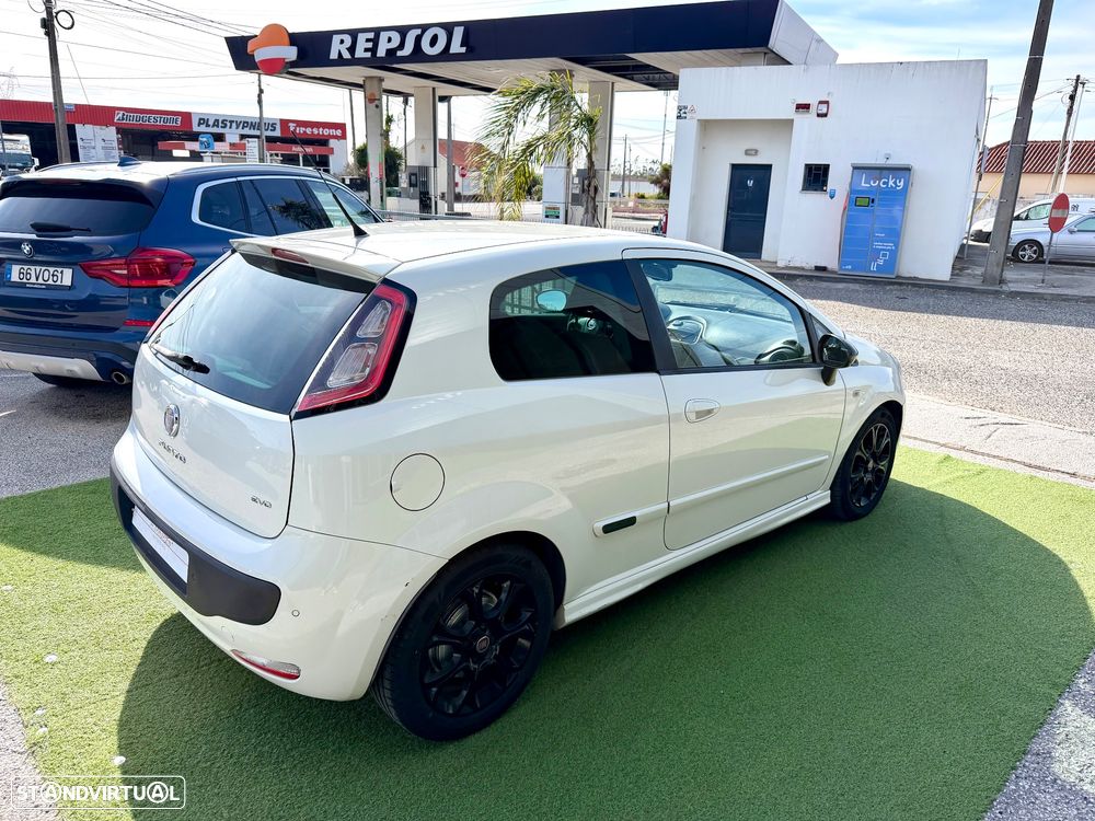 Fiat Grande Punto 1.3 Multijet 16V DPF Sport - 2
