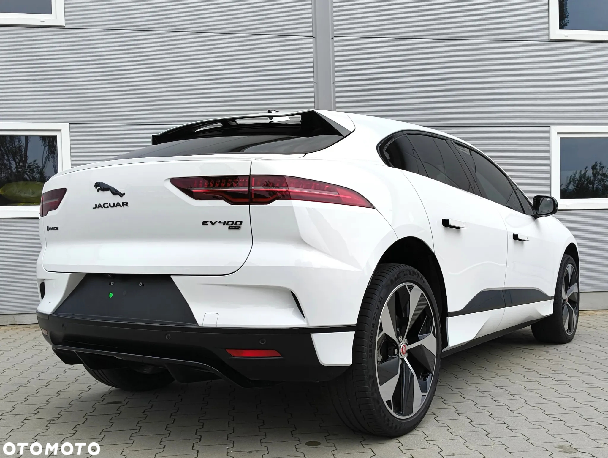 Jaguar I-Pace EV400 AWD HSE - 6