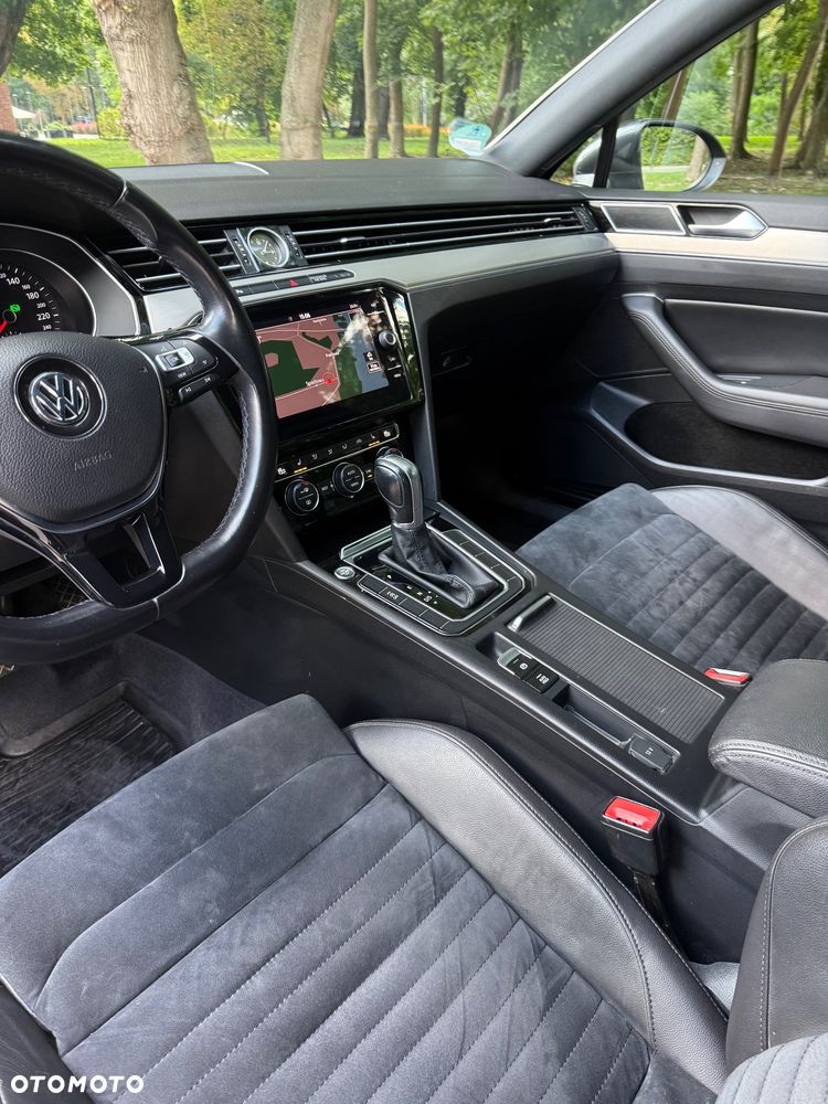 Volkswagen Passat Variant 2.0 TDI DSG (BlueMotion Technology) Highline - 11