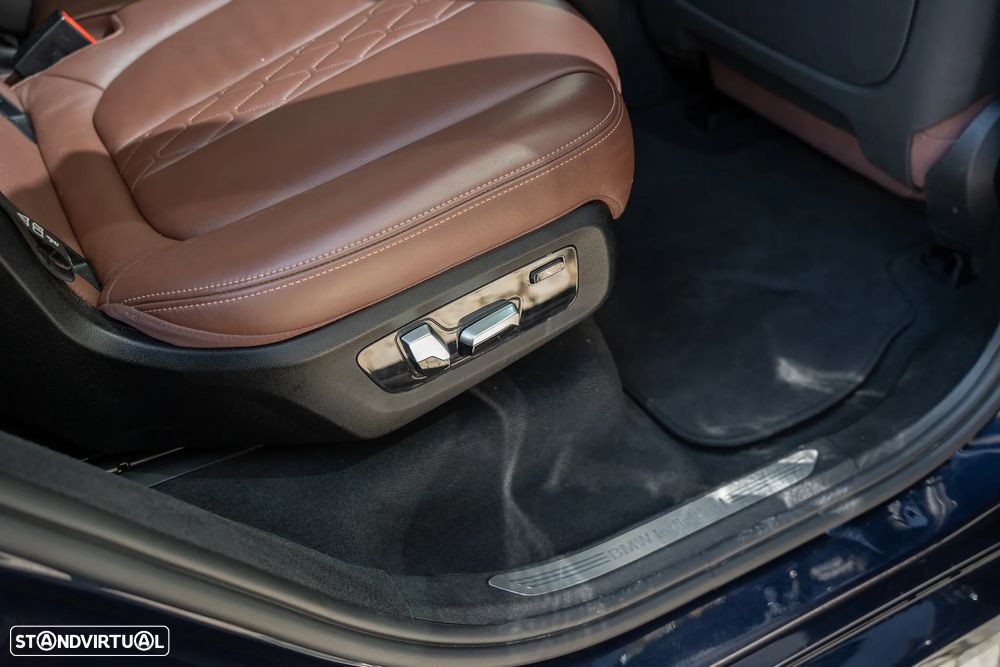 BMW X7 xDrive30d - 36