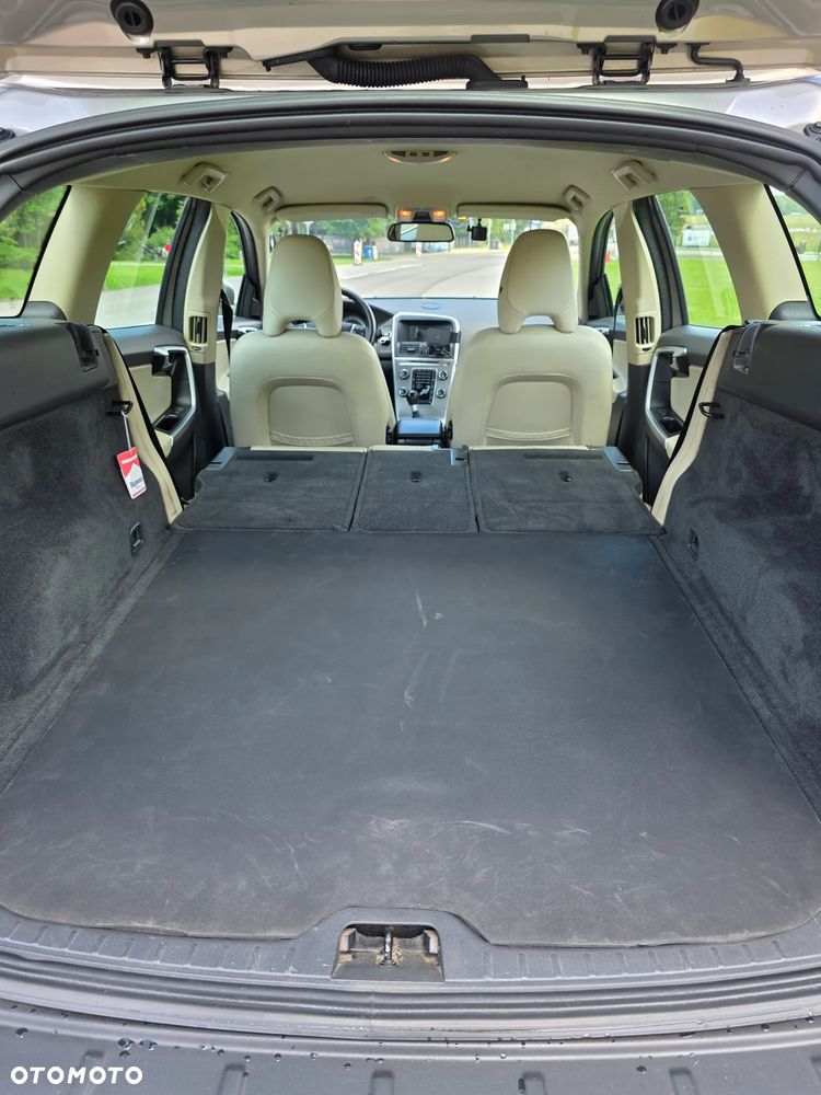 Volvo XC 60 D5 AWD Summum - 29