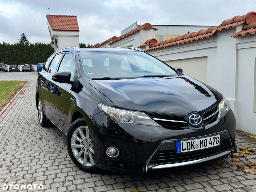 Toyota Auris 2015 photo 5