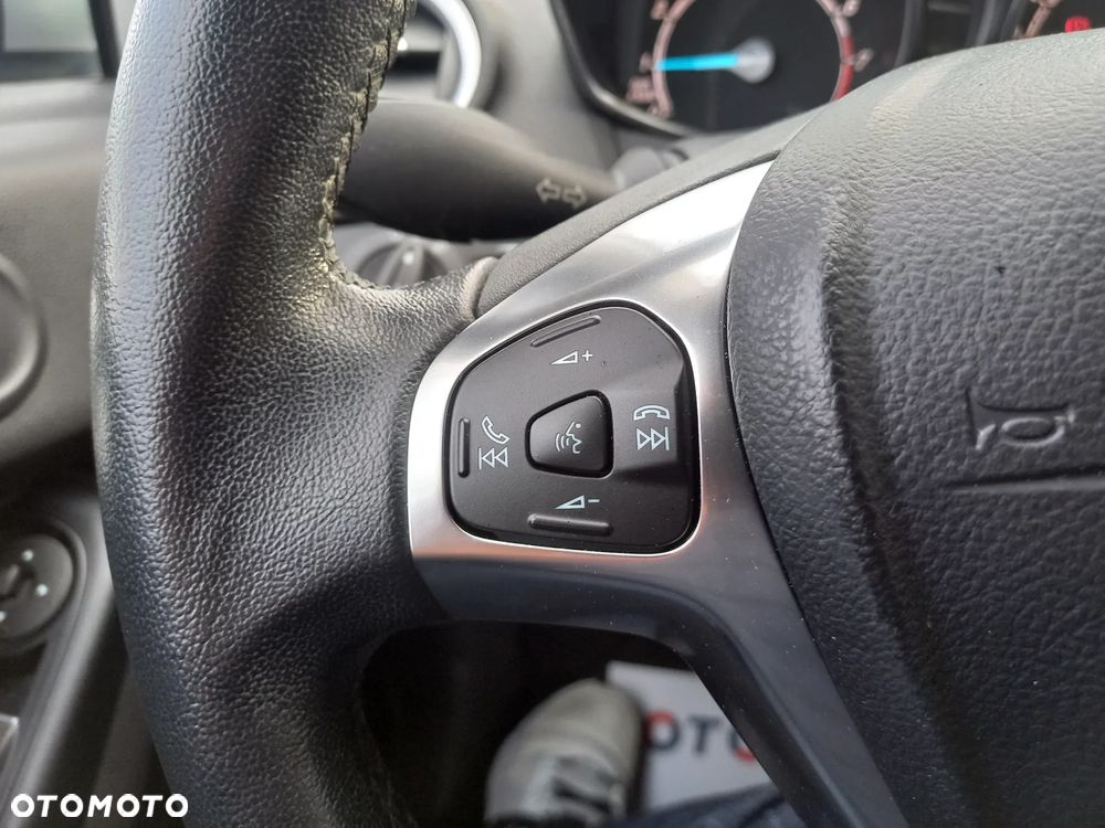 Ford Fiesta 1.0 Ambiente - 20