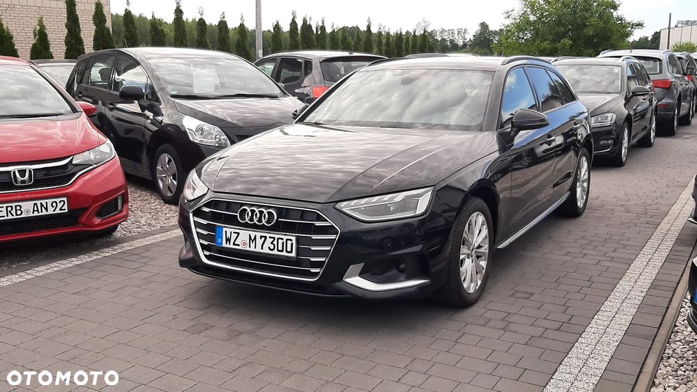 Audi A4 Avant - 1