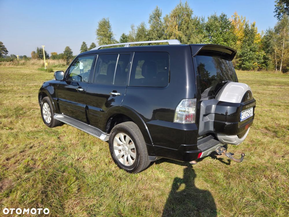 Mitsubishi Pajero - 3