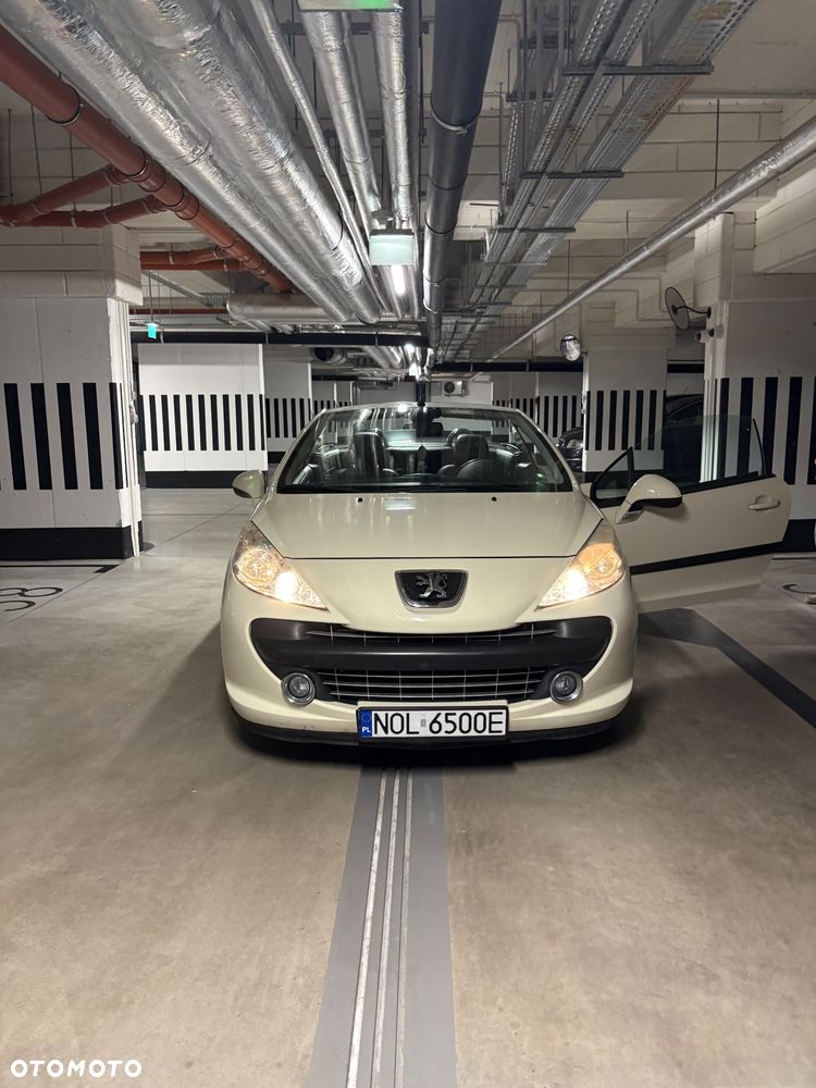 Peugeot 207 CC - 6