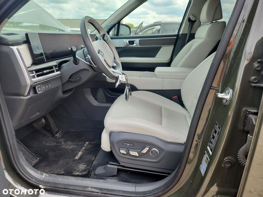 Hyundai Santa Fe - 8