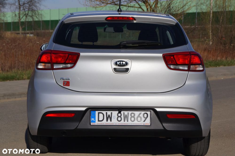 Kia Rio 1.2 L Business Line - 14