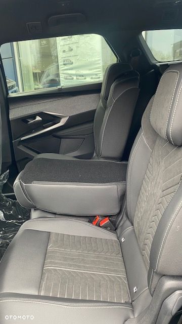 Peugeot 5008 1.2 PureTech mHEV GT S&S e-DCS6 - 4